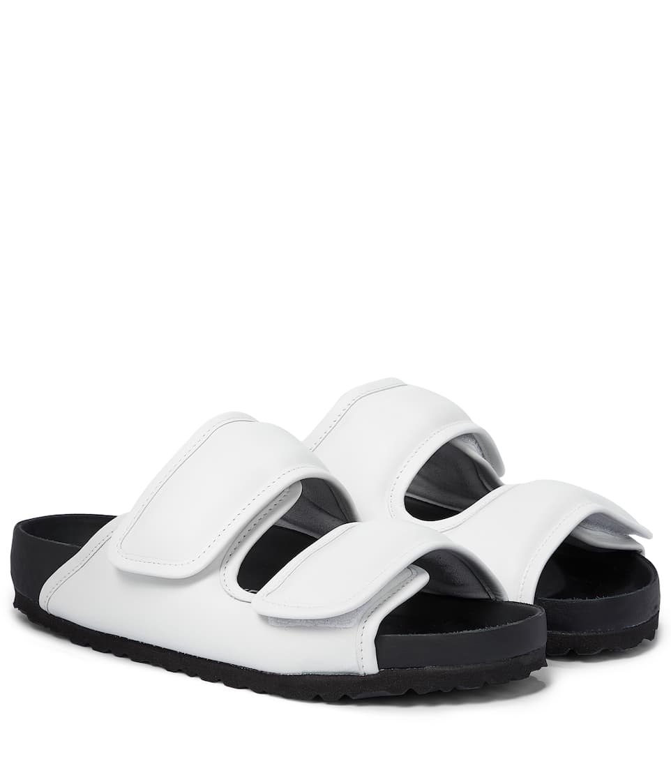 Black and White Summer Essential 2021