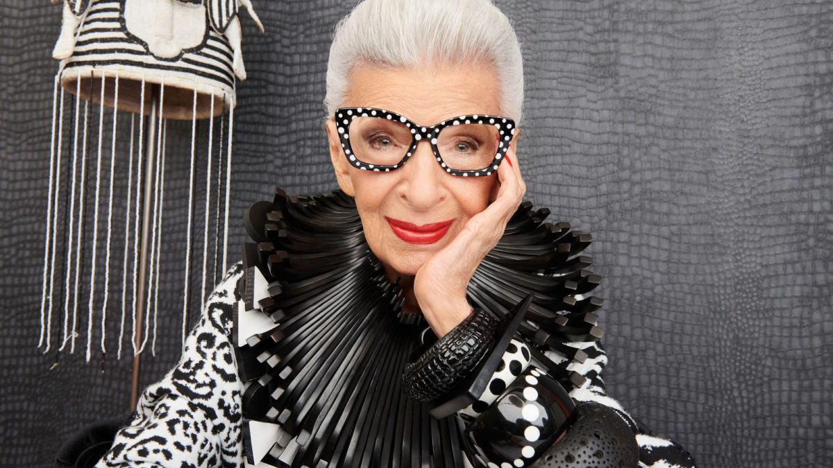 Iris Apfel Celebrated 100 Years – Her Iconic Style with 10 Amazing Outfits